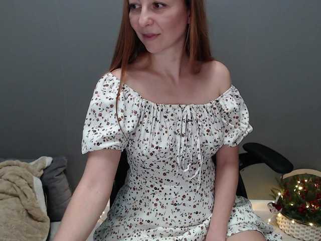 Prettygirl1703's BongaCams show and profile