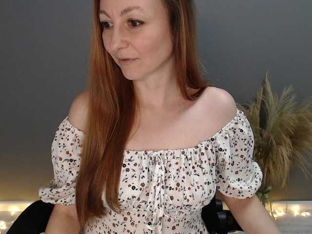 Prettygirl1703's BongaCams show and profile