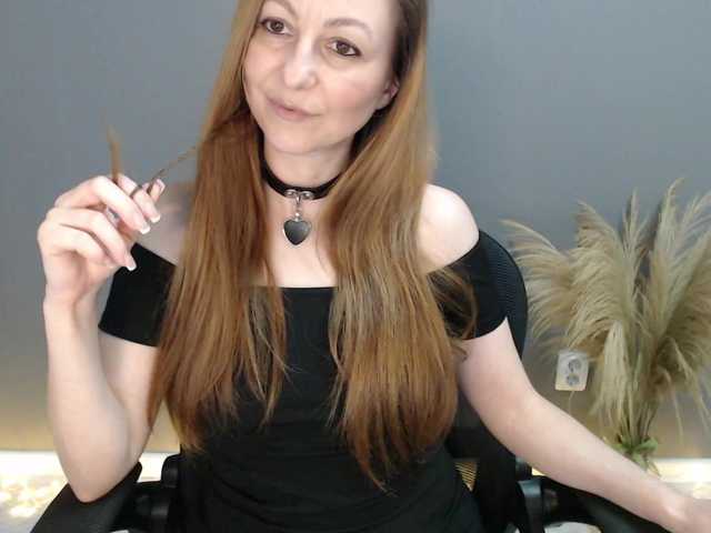 Prettygirl1703's BongaCams show and profile