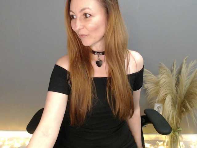 Prettygirl1703's BongaCams show and profile