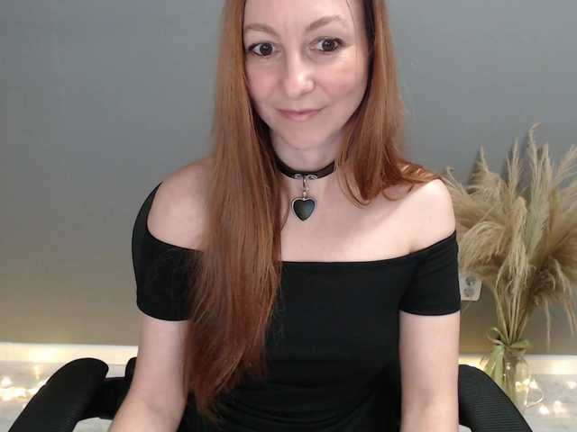 Prettygirl1703's BongaCams show and profile