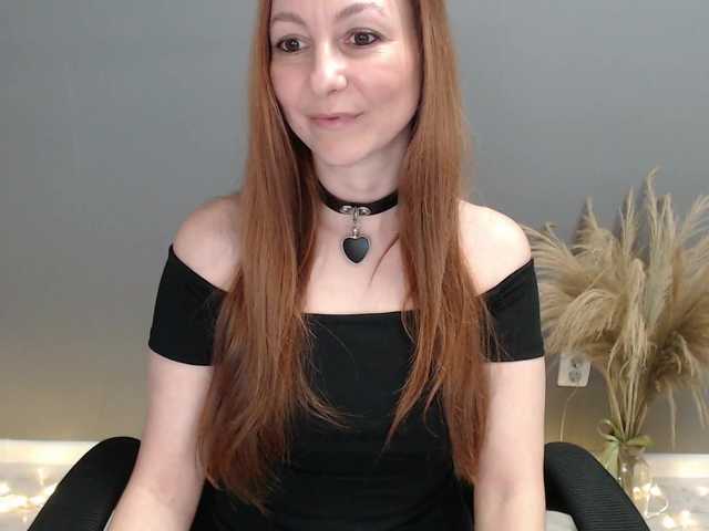 Prettygirl1703's BongaCams show and profile