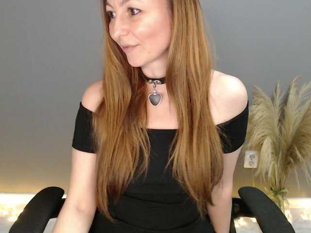 Prettygirl1703's BongaCams show and profile