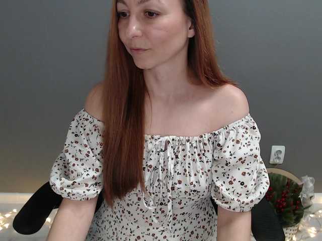 Prettygirl1703's BongaCams show and profile