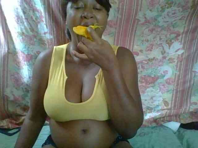 nipplepucker1 webcam