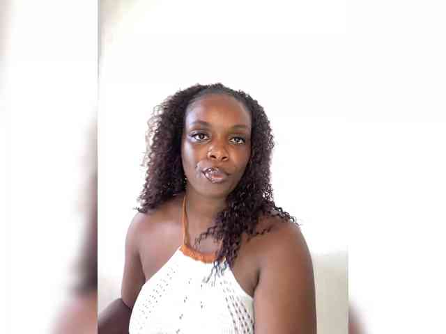 Ellababieee webcam