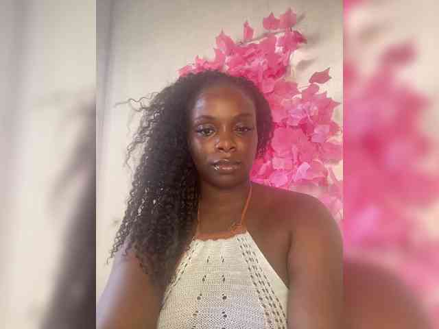 Ellababieee webcam