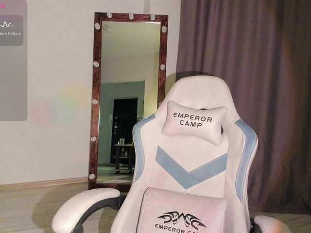 Webcam performer Lanayounes online show Lanayounes