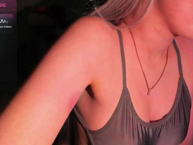 lanayounes's BongaCams show and profile