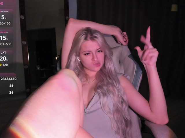 lanayounes from BongaCams