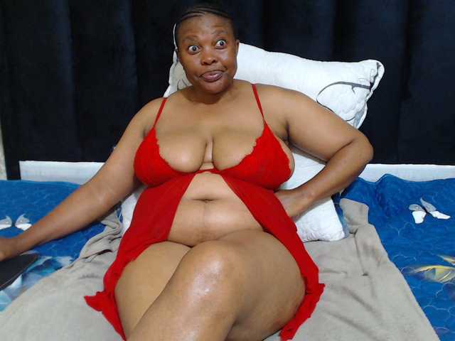 Busttyebony19's BongaCams show and profile