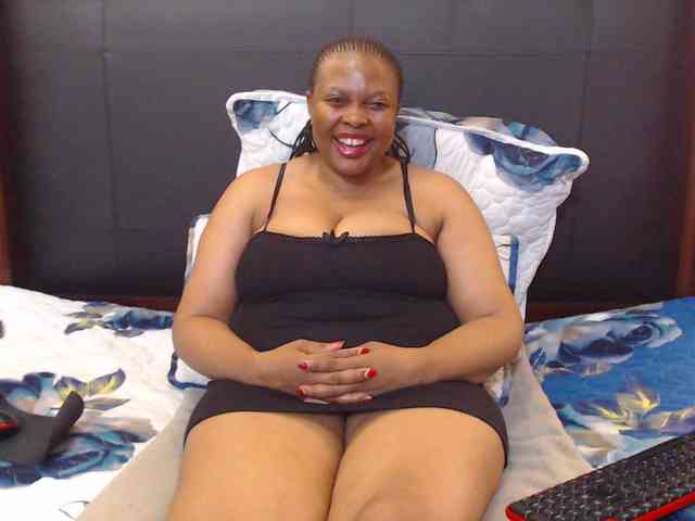 Busttyebony19 webcam