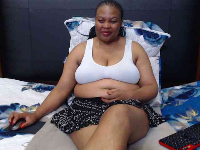 Busttyebony19 webcam