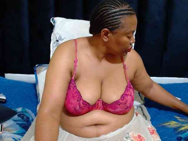 Busttyebony19 webcam