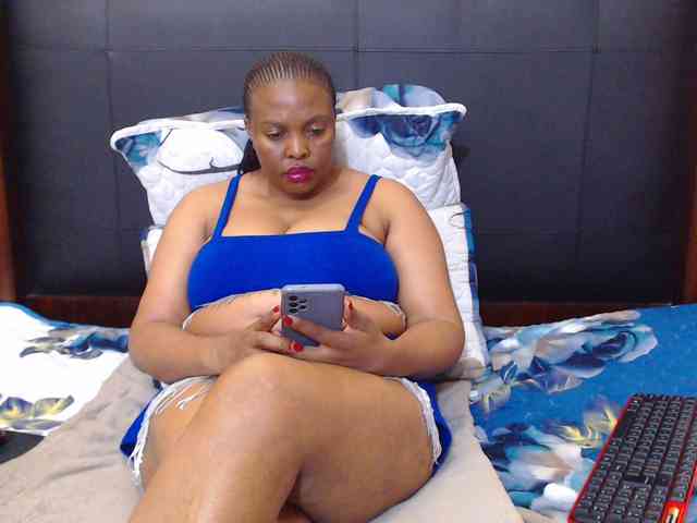 Busttyebony19 webcam