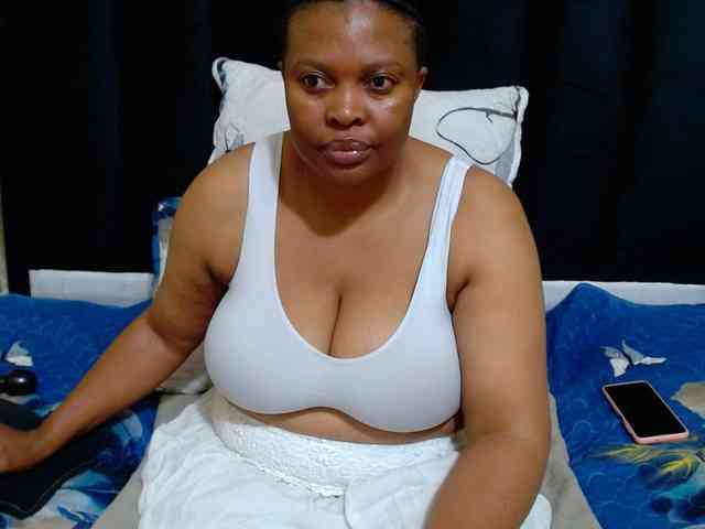 Busttyebony19 webcam