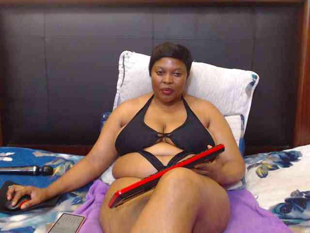 Busttyebony19 webcam