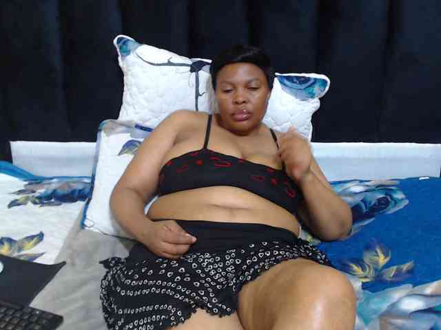 Busttyebony19 Busttyebony19