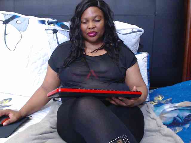 Busttyebony19 webcam