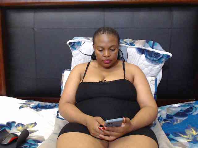 Busttyebony19 webcam