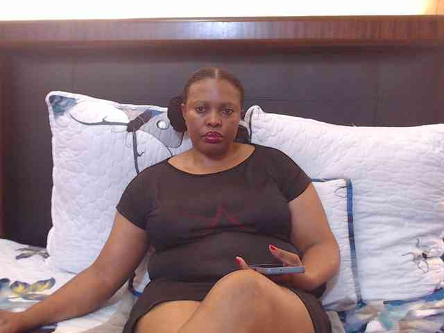 Busttyebony19 webcam