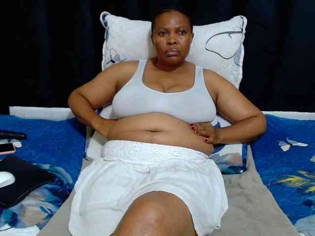 Busttyebony19 webcam