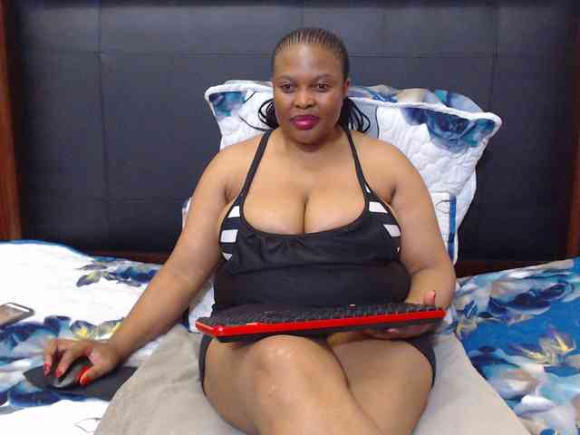 Busttyebony19 bongacams