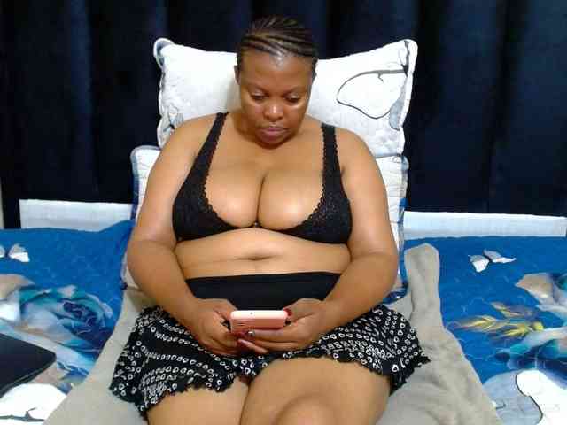 Busttyebony19 webcam