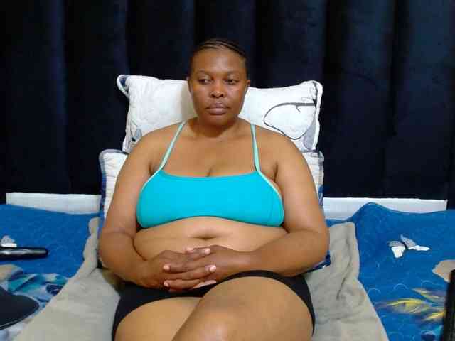 Busttyebony19 webcam