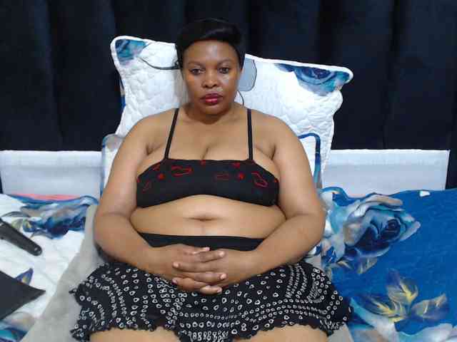 Busttyebony19 Busttyebony19