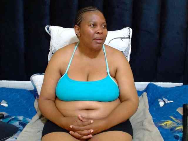 Busttyebony19 webcam