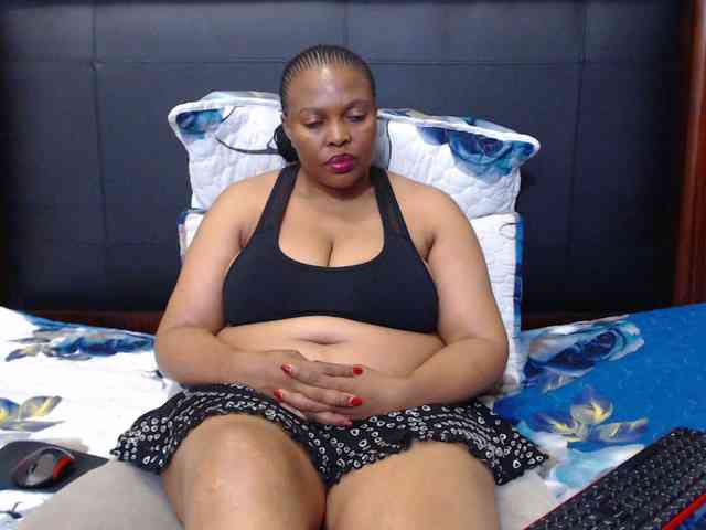 Busttyebony19 webcam