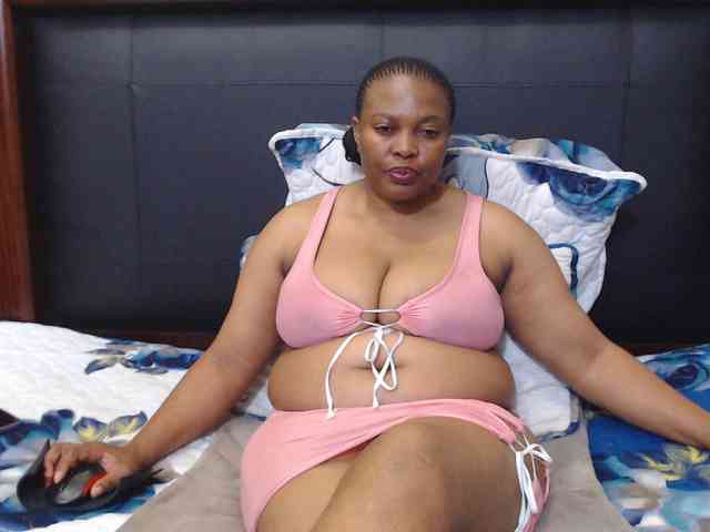 Busttyebony19 webcam