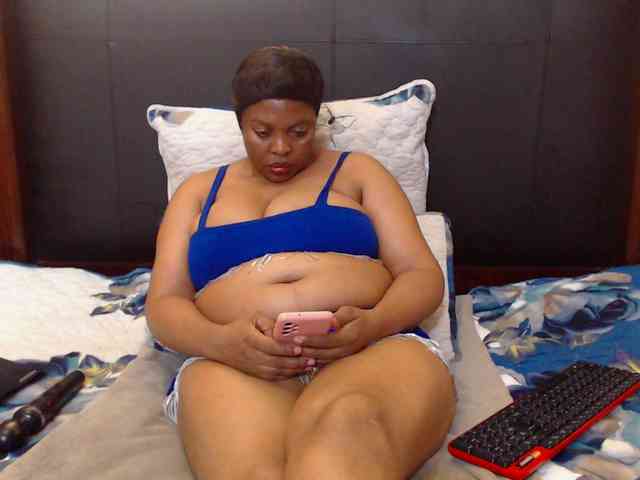 Busttyebony19 webcam