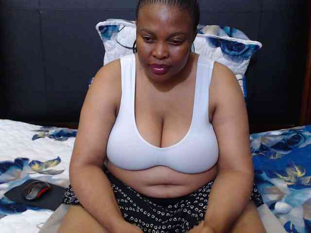Busttyebony19 webcam
