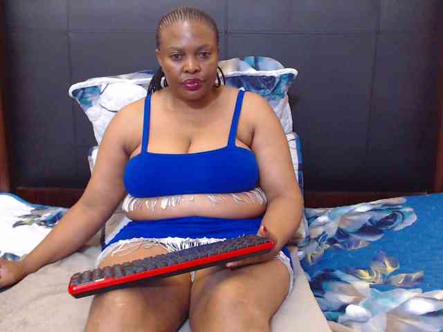 Busttyebony19 webcam