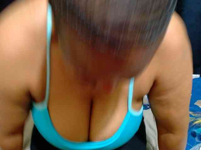 Busttyebony19 webcam