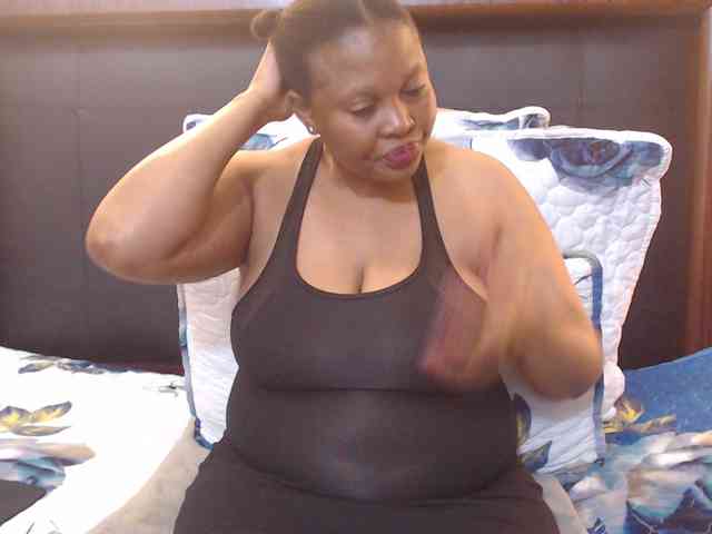 Busttyebony19 webcam