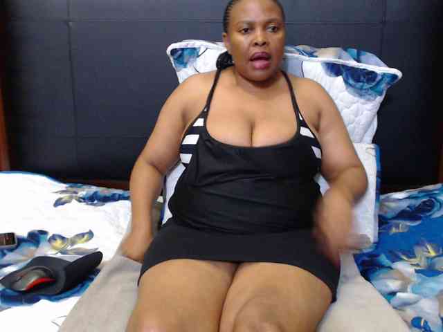 Busttyebony19 webcam