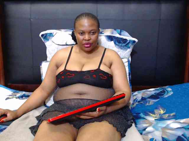 Busttyebony19 webcam