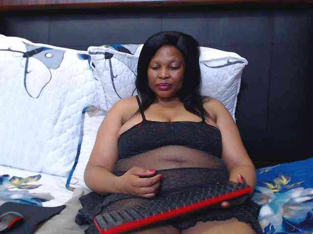 Busttyebony19 webcam