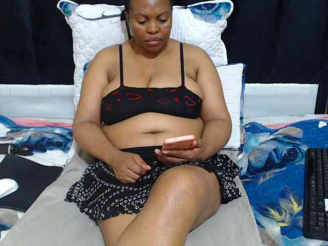 Busttyebony19 Busttyebony19