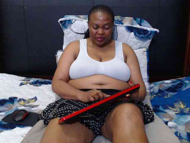 Busttyebony19 webcam