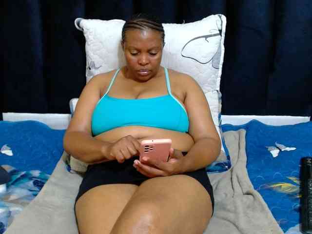 Busttyebony19 webcam