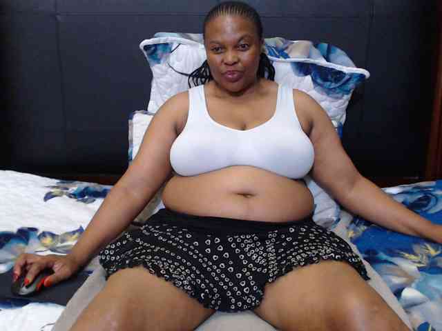 Busttyebony19 webcam