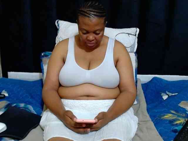 Busttyebony19 webcam