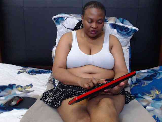 Busttyebony19 webcam