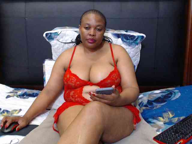 Busttyebony19 webcam