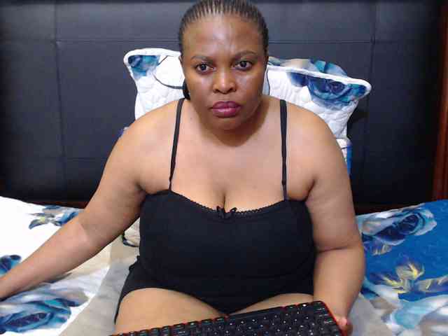 Busttyebony19 webcam