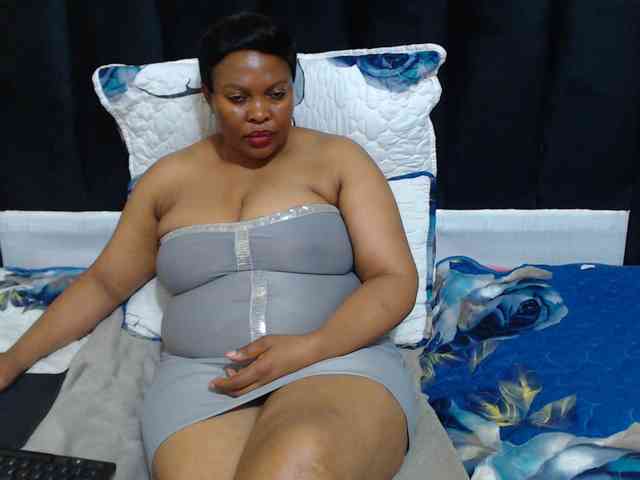 Busttyebony19 Busttyebony19